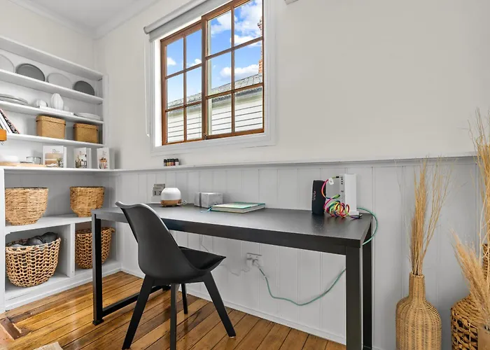 Tranquil Launceston Getaway - You\'Ll Fall In Love!
