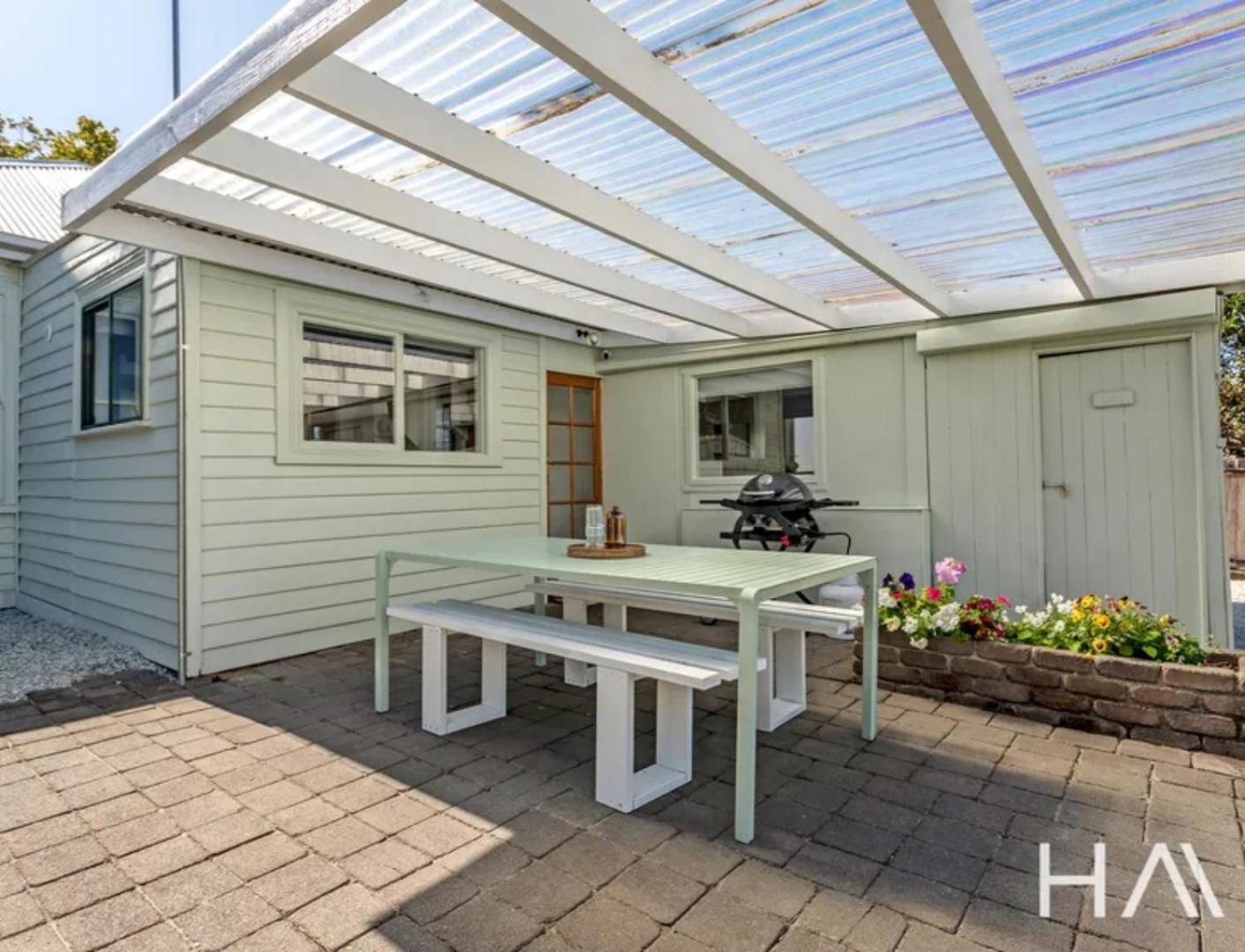 Holiday home Tranquil Getaway - You'll Fall In Love! Launceston