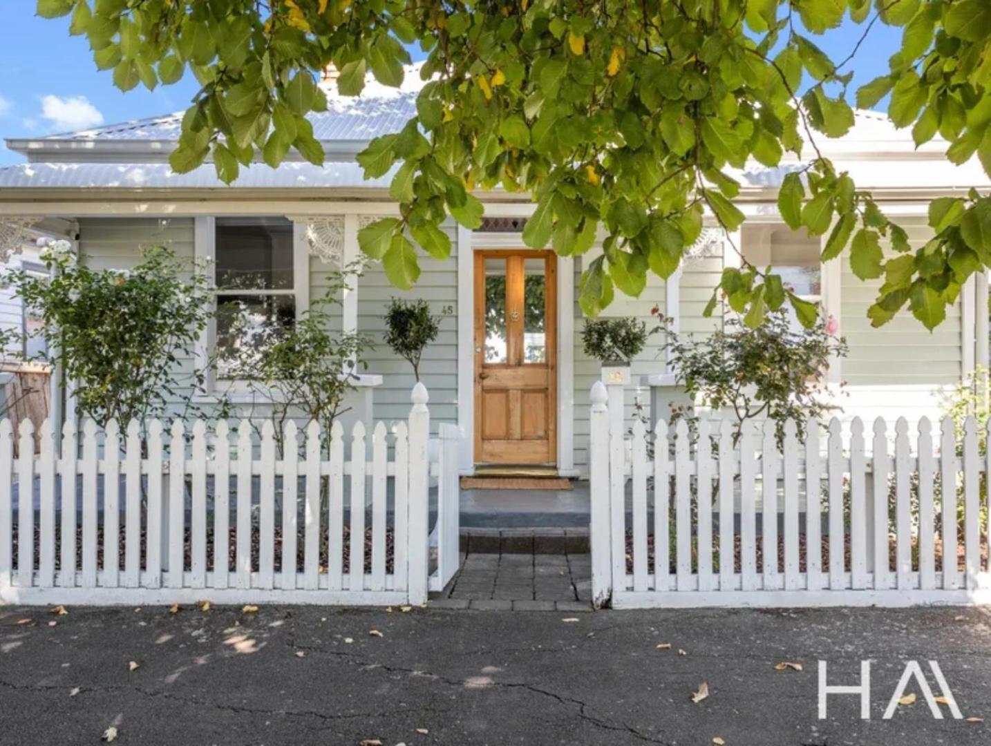 Holiday home Tranquil Getaway - You'll Fall In Love! Launceston